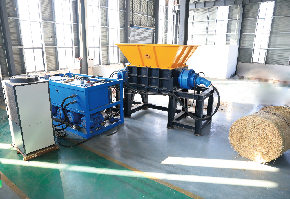 秸稈撕碎機（液壓驅(qū)動）規(guī)格型號：16001300型.png